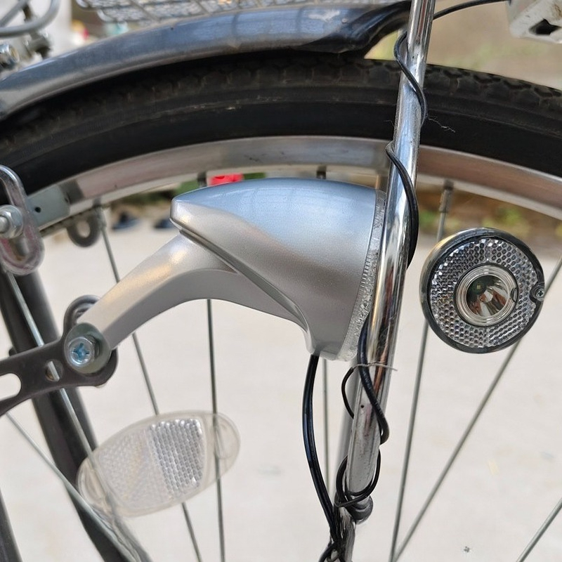 Japońska indukcyjna lampka row – Mountain Biking In Japan recenzja i cena